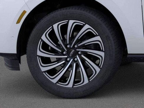 New 2025 Lincoln Navigator Black Label image 65