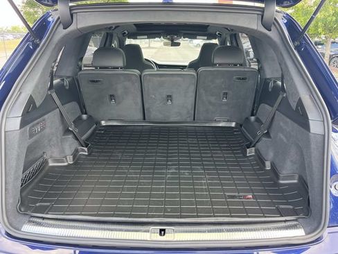 Used 2023 Audi SQ7 Prestige AWD/4WD image 23