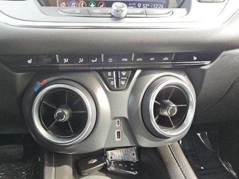 Used 2022 Chevrolet Blazer LT image 46