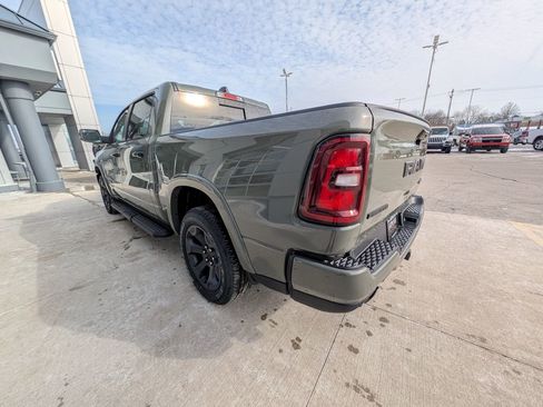 New 2026 RAM 1500 4x4 Crew Cab image 6