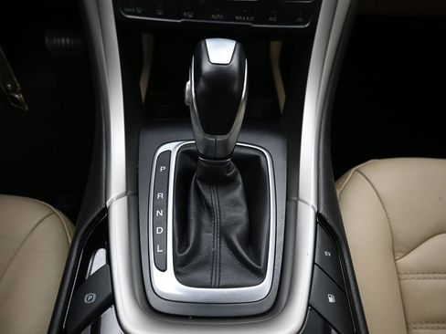 Used 2014 Ford Fusion Energi SE image 26