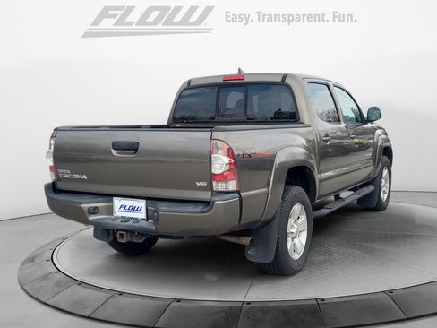 Used 2015 Toyota Tacoma 4x4 Double Cab w/ TRD Sport Package image 9