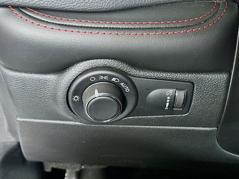 Used 2024 Dodge Durango GT image 17