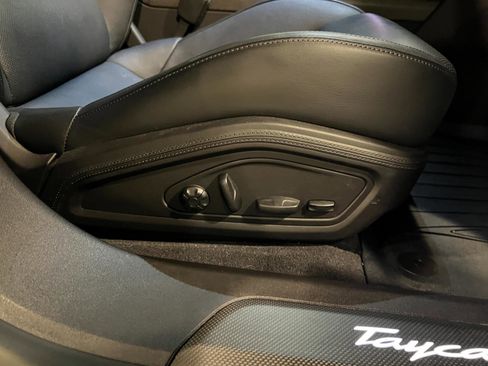 Used 2023 Porsche Taycan Turbo S image 43