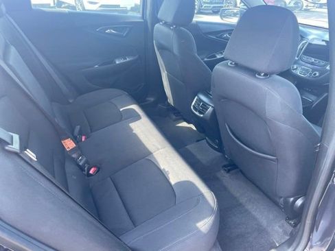 Used 2023 Chevrolet Malibu LT FWD image 12