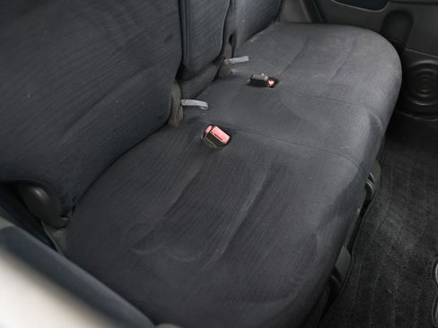 Used 2011 Nissan Cube 1.8 S w/ Interior Designer Pkg FWD image 12