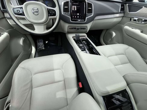 Certified 2023 Volvo XC90 B6 Core w/ Protection Package Premier AWD/4WD image 14