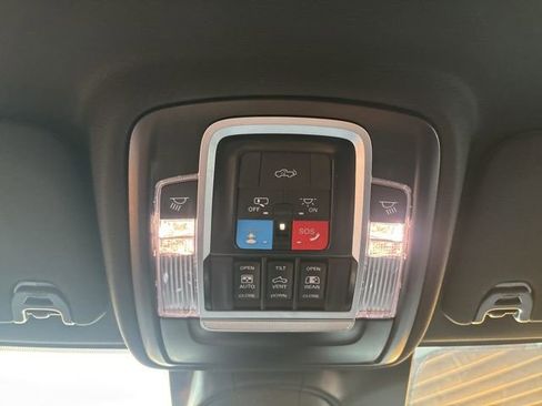 New 2026 RAM 3500 Limited image 31