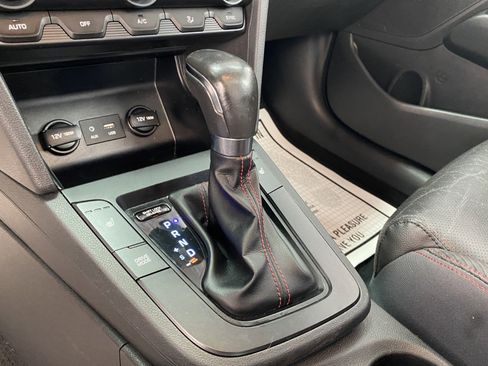 Used 2020 Hyundai Elantra Sport w/ Cargo Package (C1) image 21