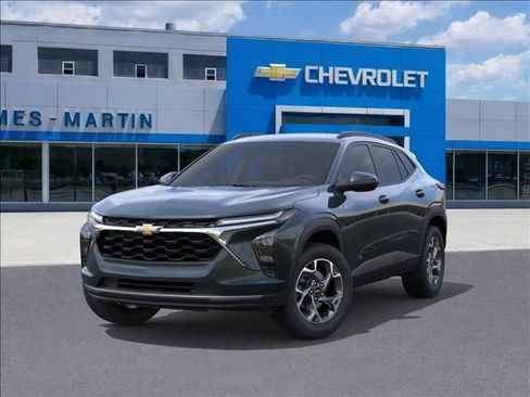 New 2026 Chevrolet Trax LT image 6