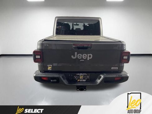 Used 2022 Jeep Gladiator Overland w/ Popular Equipment Package AWD/4WD image 5