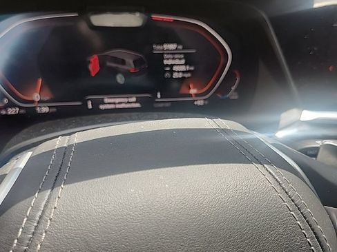 Used 2019 BMW X7 xDrive40i w/ Premium Package AWD/4WD image 6