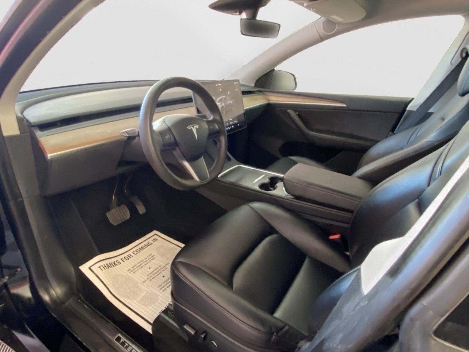 Used 2023 Tesla Model Y Long Range AWD/4WD image 22