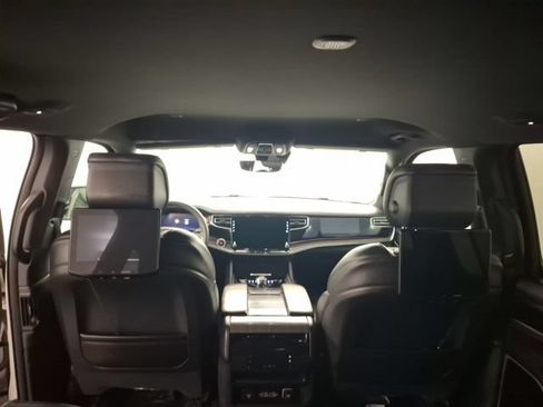 Used 2022 Jeep Wagoneer Series III w/ Rear Seat Video Group 1 RWD image 19