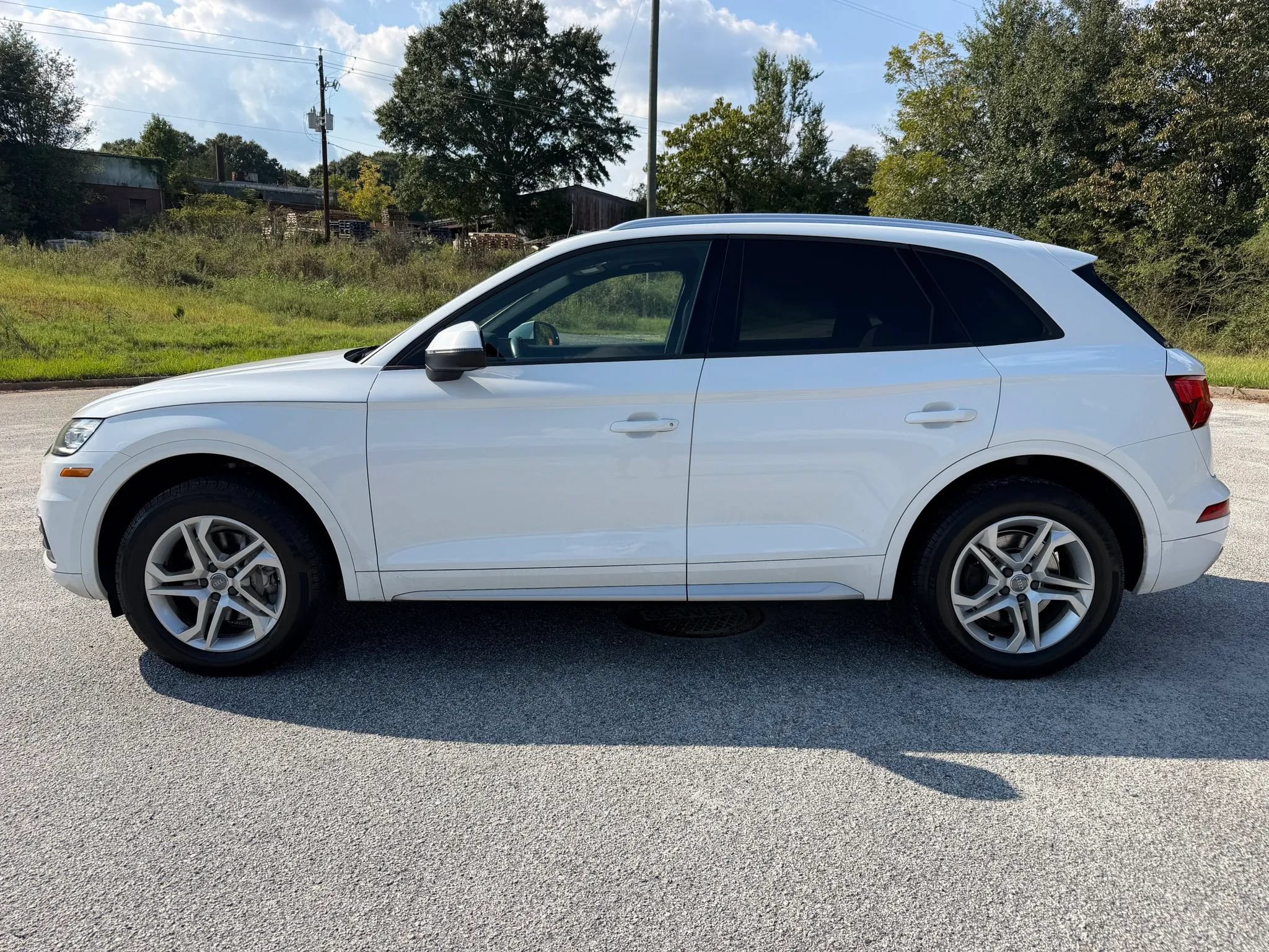 Used 2018 Audi Q5 2.0T Premium AWD/4WD image 2