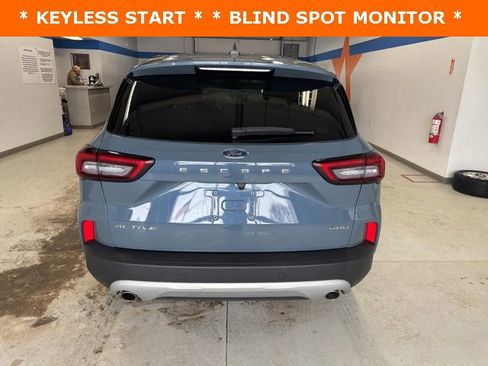 Used 2023 Ford Escape Active w/ Tech Pack #2 image 5