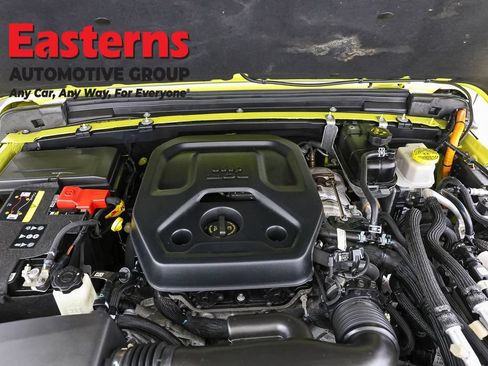Used 2023 Jeep Wrangler Unlimited w/ Cold Weather Group AWD/4WD image 7