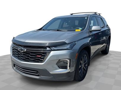 Used 2023 Chevrolet Traverse RS
