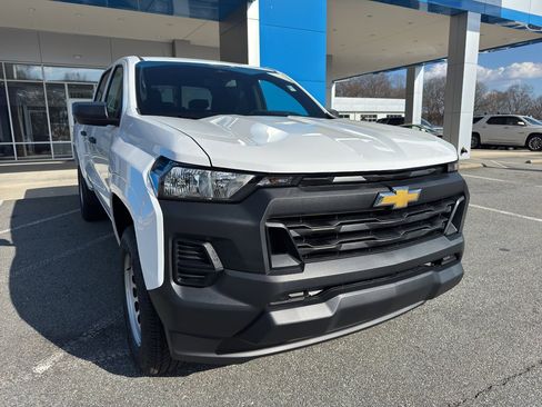 New 2026 Chevrolet Colorado W/T image 2