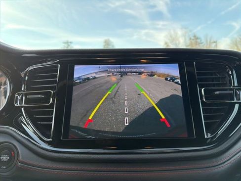 Used 2025 Dodge Durango GT image 19