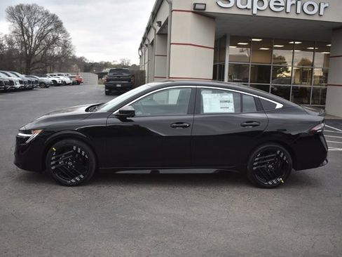 New 2026 Nissan Sentra SR w/ Floor Mat Package image 10