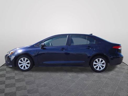 Used 2023 Toyota Corolla LE FWD image 2