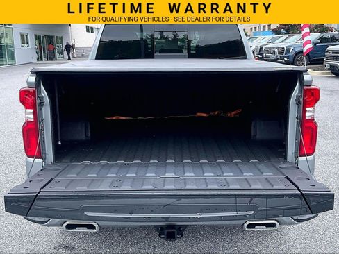 Used 2024 Chevrolet Silverado 1500 High Country AWD/4WD image 31