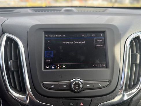 Used 2023 Chevrolet Equinox LT image 35