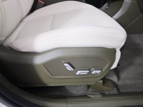 Used 2025 Hyundai Santa Fe Calligraphy FWD image 43