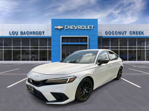 Used 2023 Honda Civic Sport image 4