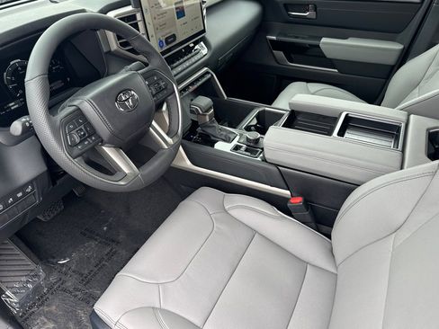 New 2026 Toyota Tundra Limited AWD/4WD image 10