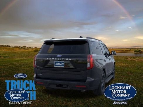 New 2025 Ford Expedition Active image 38