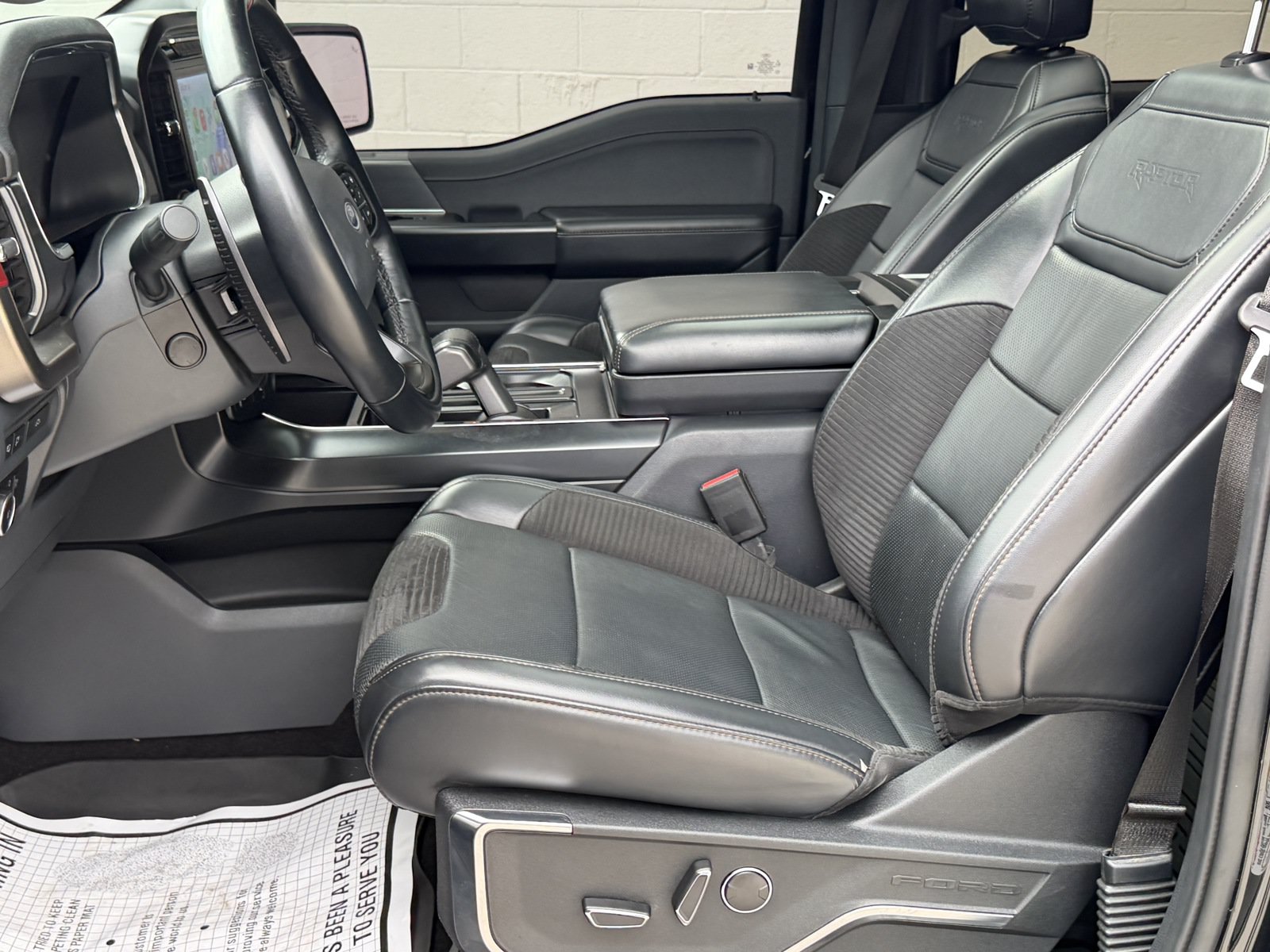 Used 2022 Ford F150 Raptor w/ Equipment Group 801A High AWD/4WD image 18