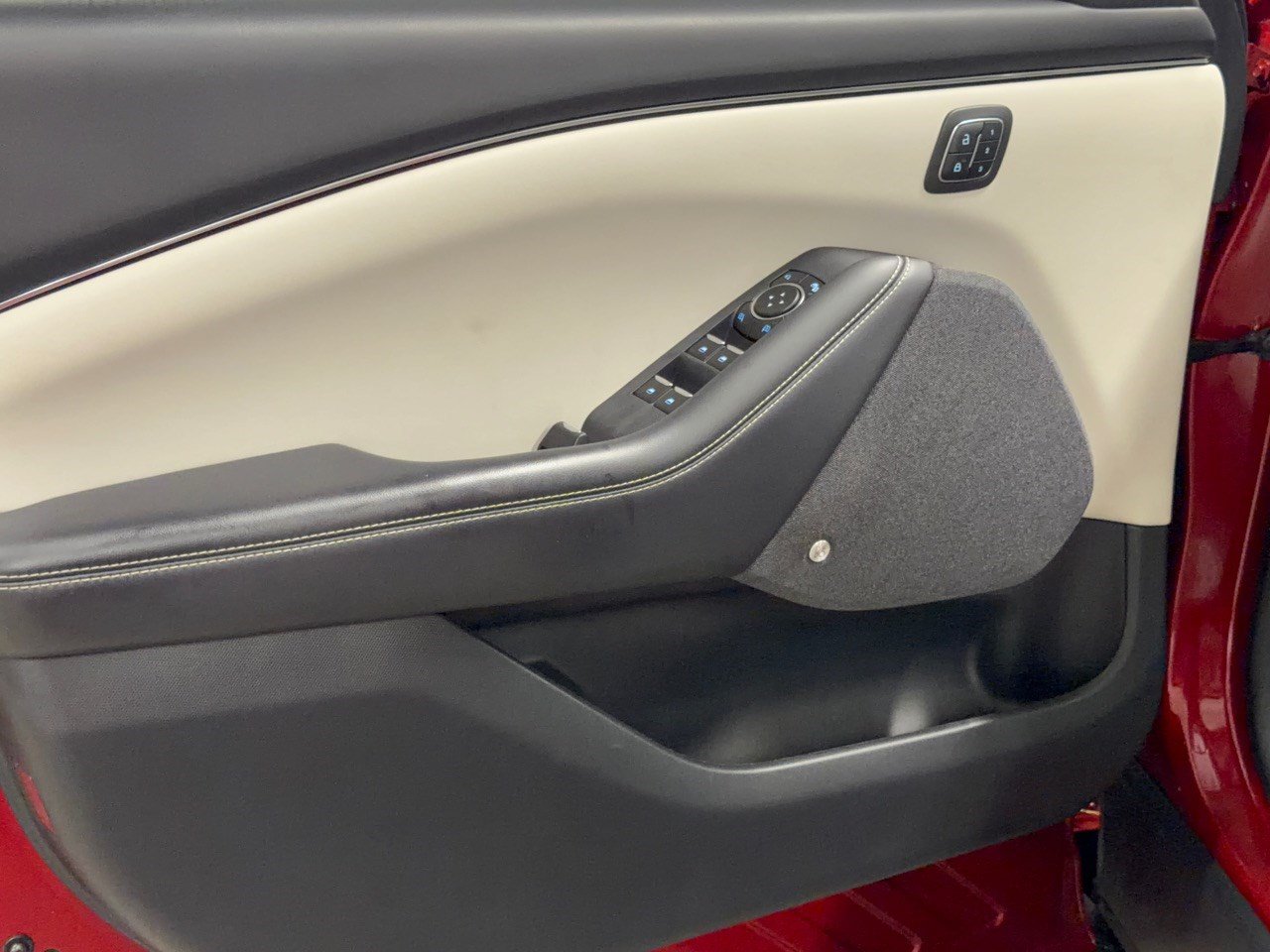 Used 2021 Ford Mustang Mach-E Premium RWD image 14