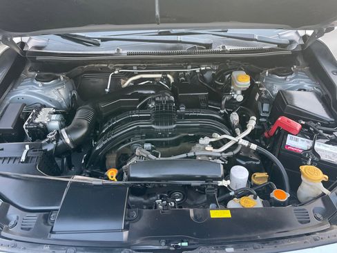 Used 2019 Subaru Crosstrek 2.0i Premium w/ Eyesight System image 12