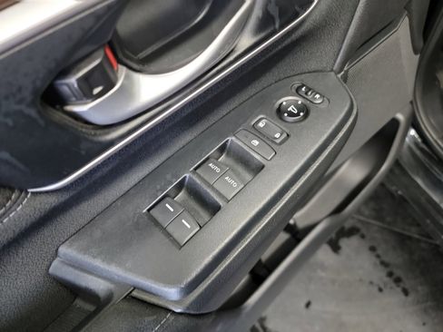Used 2019 Honda CR-V EX image 14
