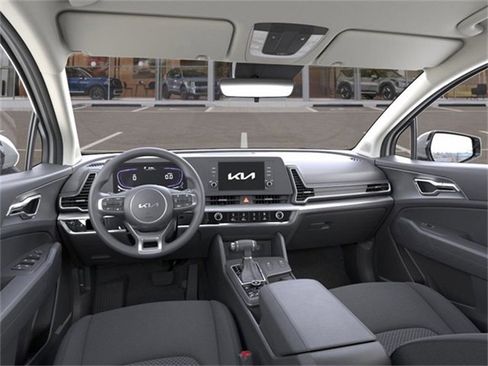 Certified 2025 Kia Sportage LX image 14