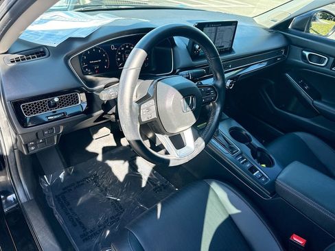 Used 2024 Honda Civic Touring image 10