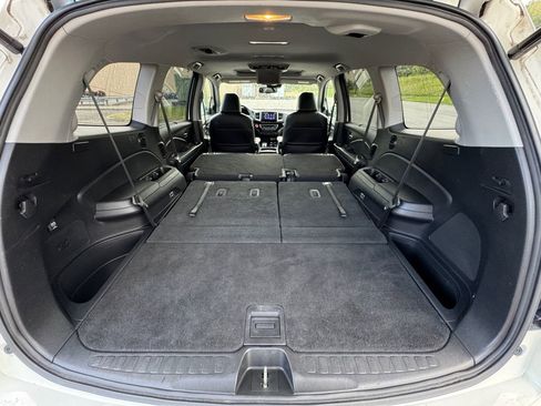 Used 2018 Honda Pilot Touring image 34