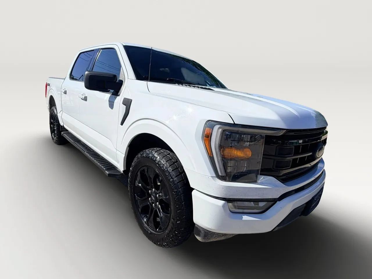 Used 2022 Ford F150 XLT w/ Equipment Group 302A High AWD/4WD image 12