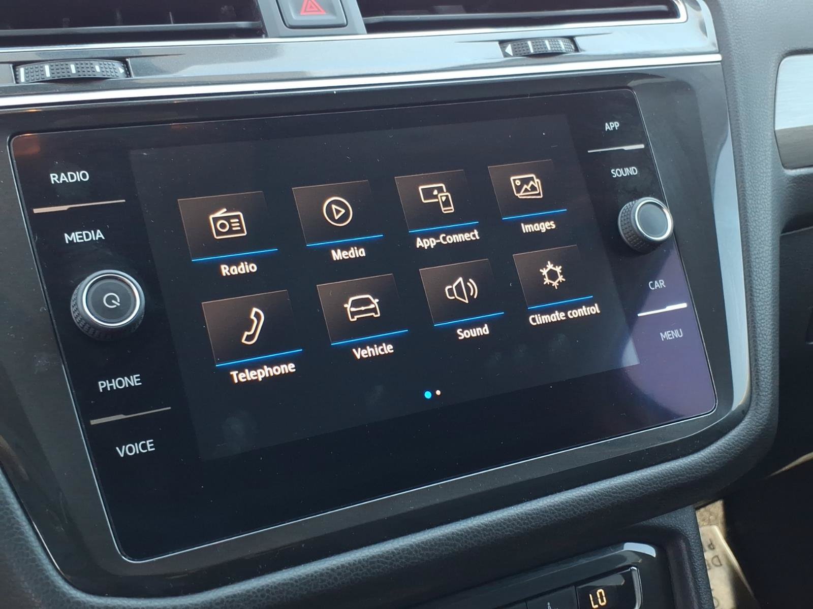 Used 2019 Volkswagen Tiguan SE FWD image 31