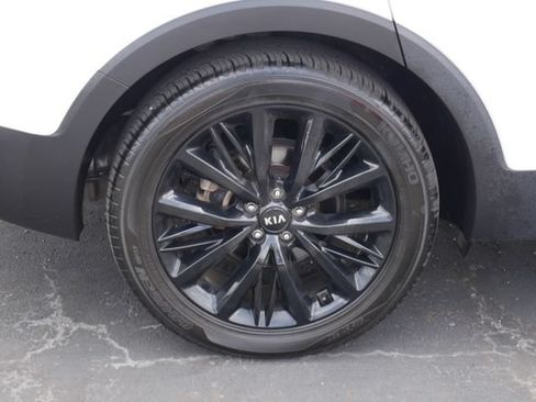 Used 2020 Kia Telluride SX w/ SX Prestige Package AWD/4WD image 14
