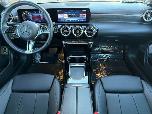 Certified 2025 Mercedes-Benz CLA 250 image 17
