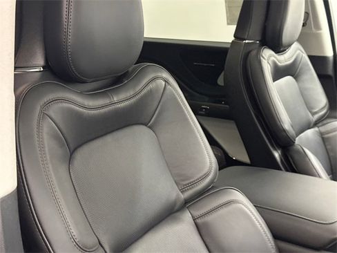 New 2026 Lincoln Aviator Reserve image 11