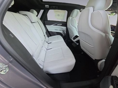 Used 2026 Cadillac Lyriq Premium Luxury w/ LPO, Floor Liner Package AWD/4WD image 18