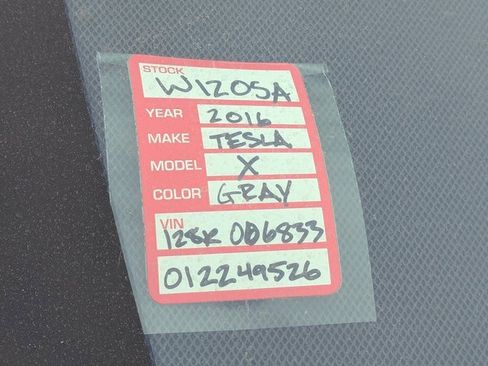 Used 2016 Tesla Model X P90D image 10