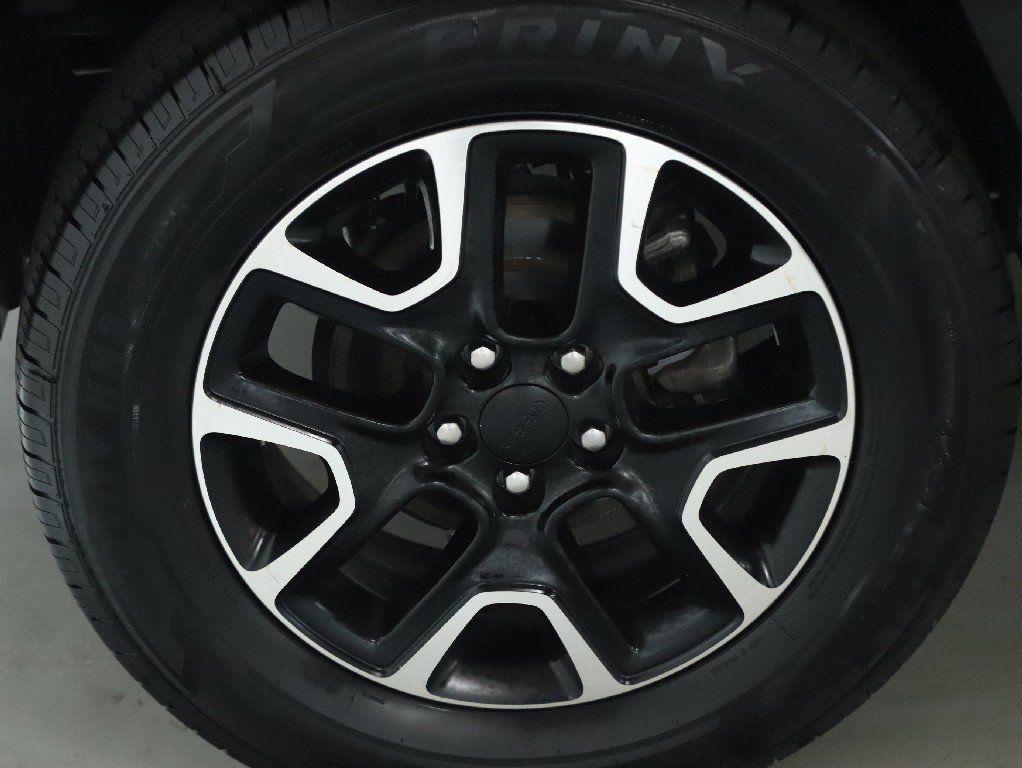 Used 2021 Jeep Compass Trailhawk AWD/4WD image 12