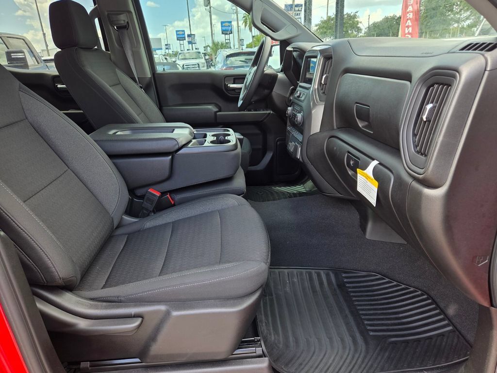 Used 2024 Chevrolet Silverado 1500 Custom AWD/4WD image 17