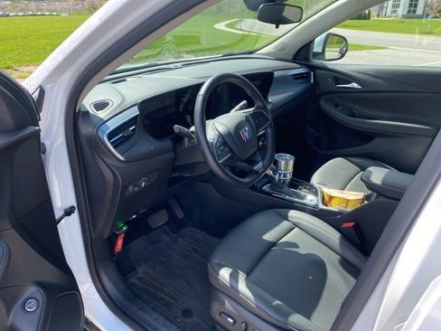 Used 2024 Buick Encore GX Sport Touring w/ Comfort Package AWD/4WD image 11