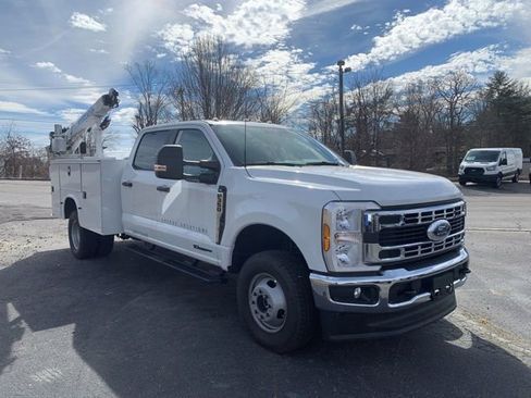New 2024 Ford F350 XL w/ XL Chrome Package AWD/4WD image 3